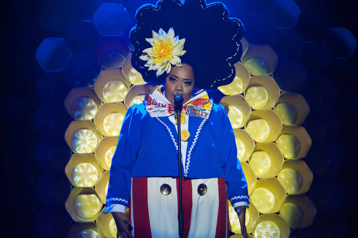 Australialaisen Briefs Factoryn Hot Brown Honey - Fighting the Power Never Tasted So Sweet Tampereen Teatterikesässä.