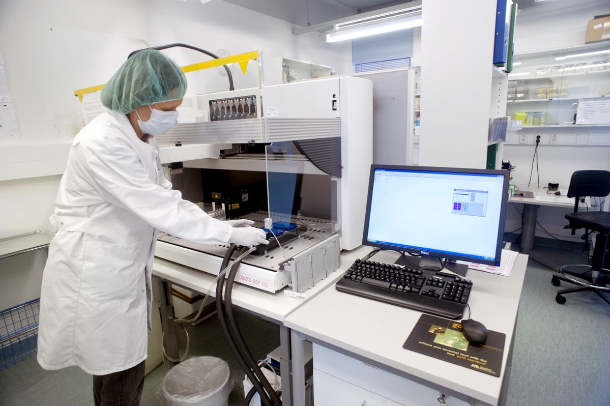 KRP:n rikosteknisen laboratorion dna-näytteiden valmistelutila Vantaalla.