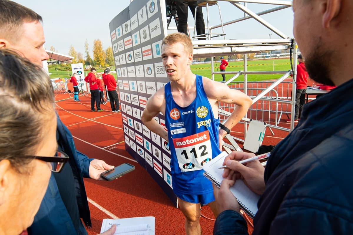 Antti Ihamäki kuvassa