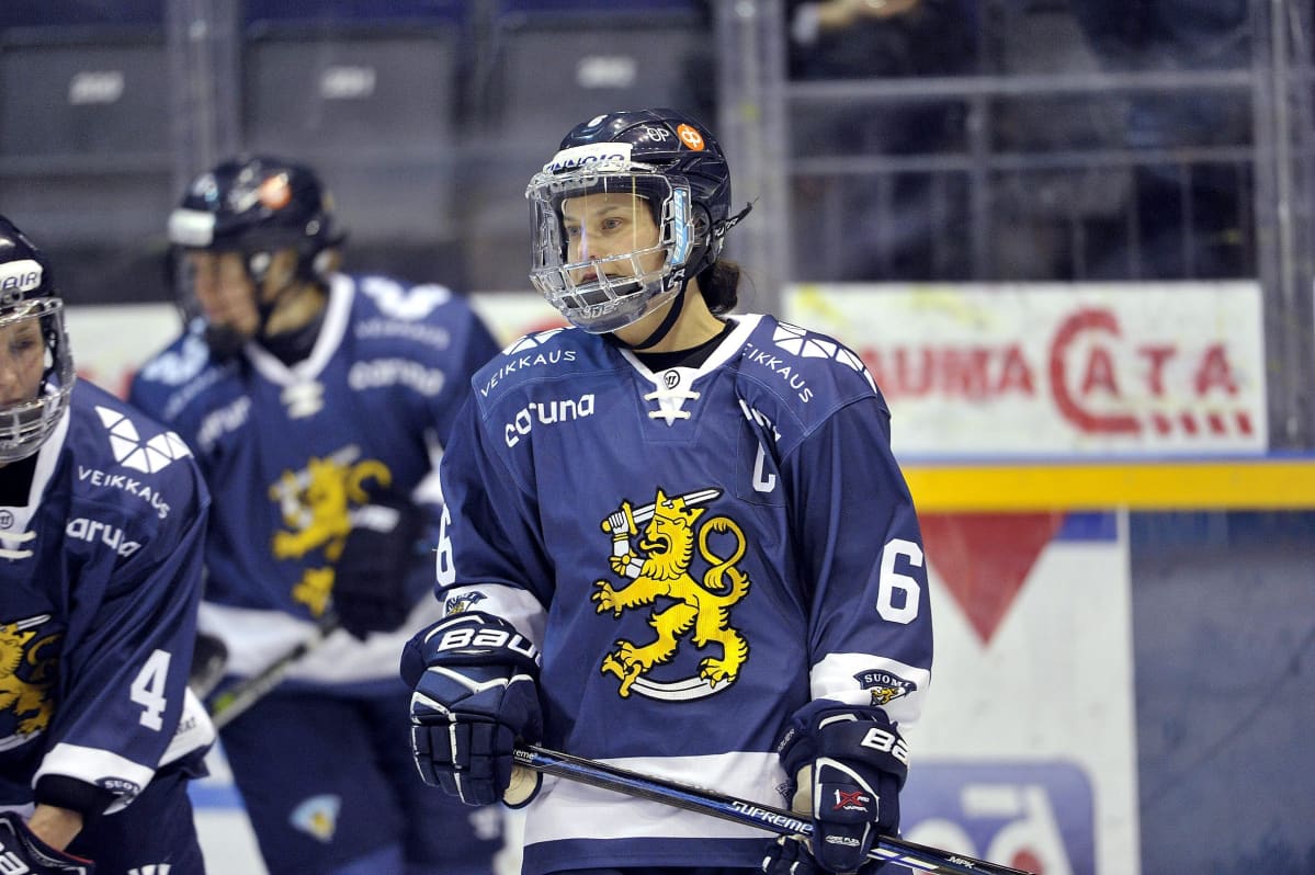 Jenni Hiirikoski.