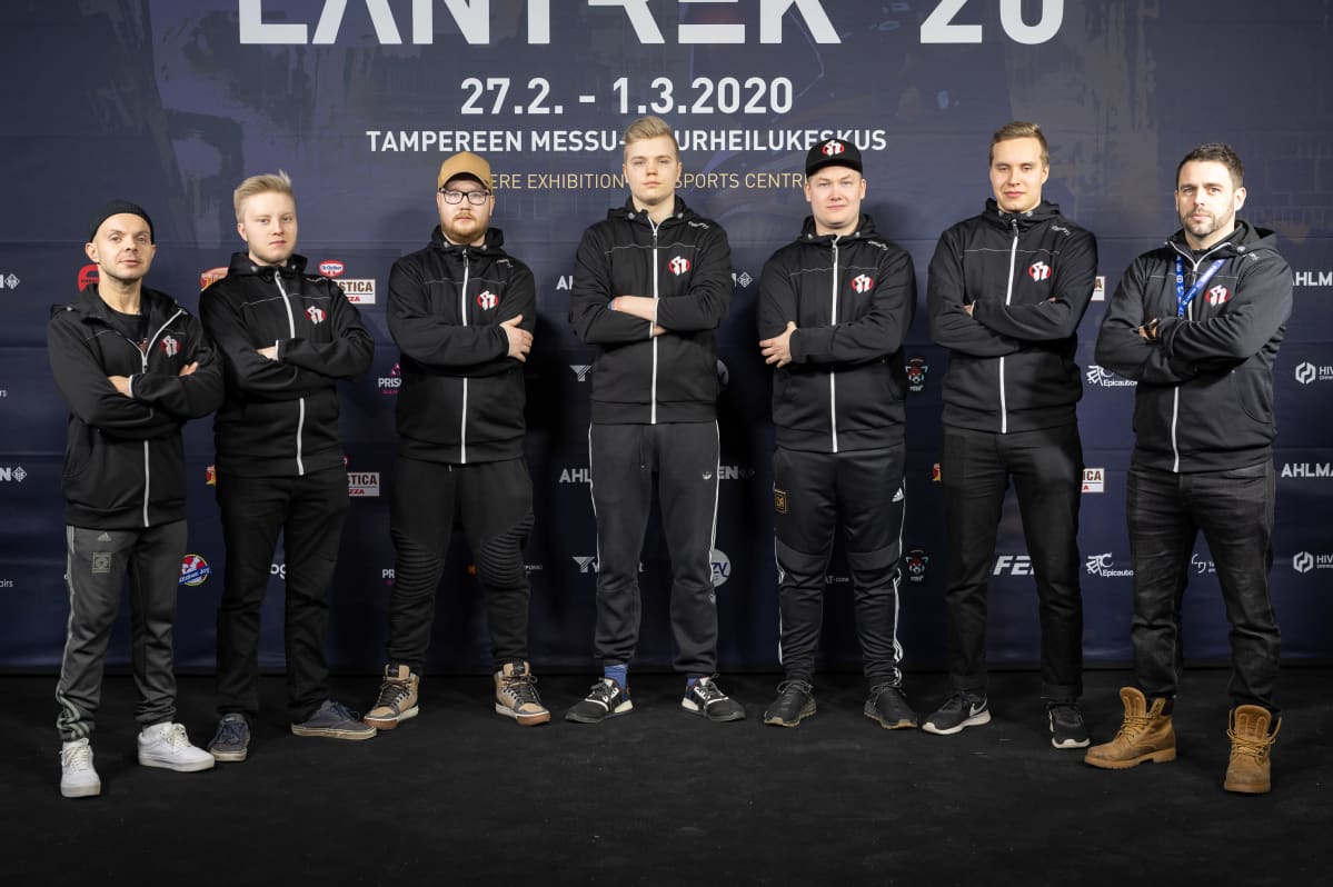 Rähinä eGameStars -joukkue Lantrek-tapahtumassa 2020.