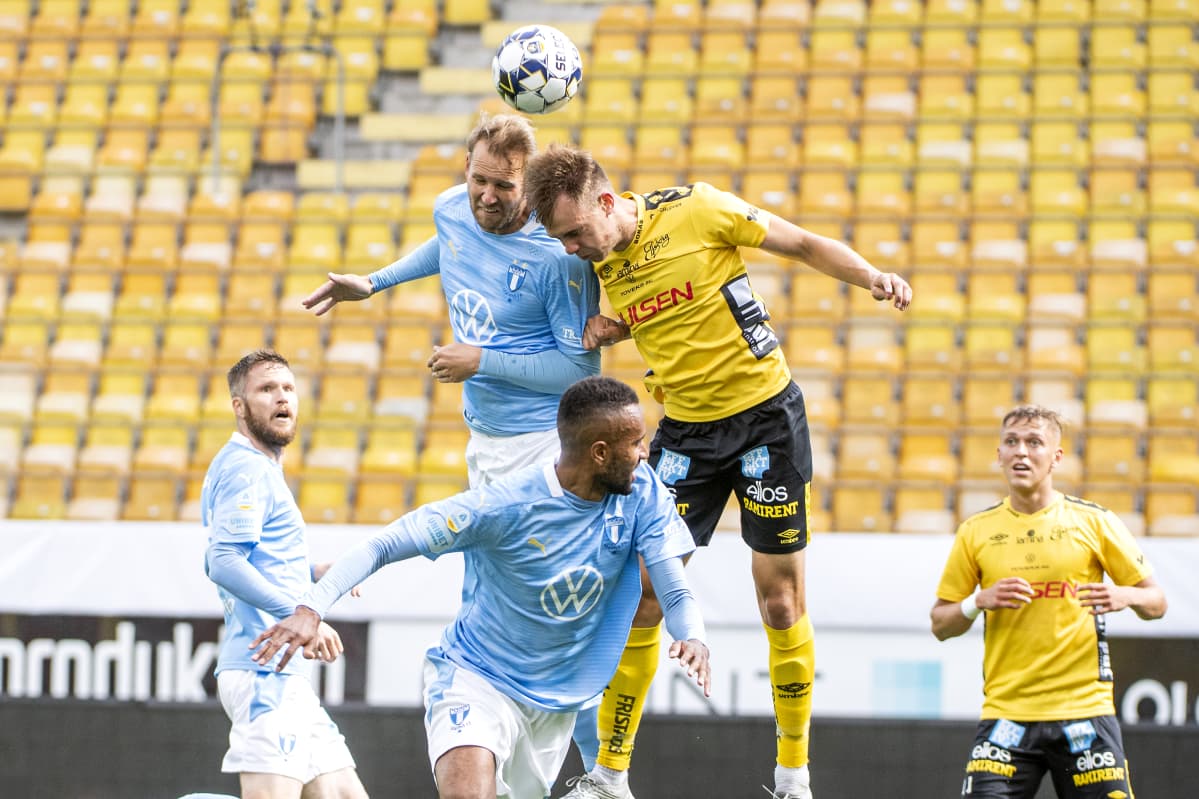 Leo Väisänen on pelannut Elfsborgin keltapaidoissa hienon kauden.