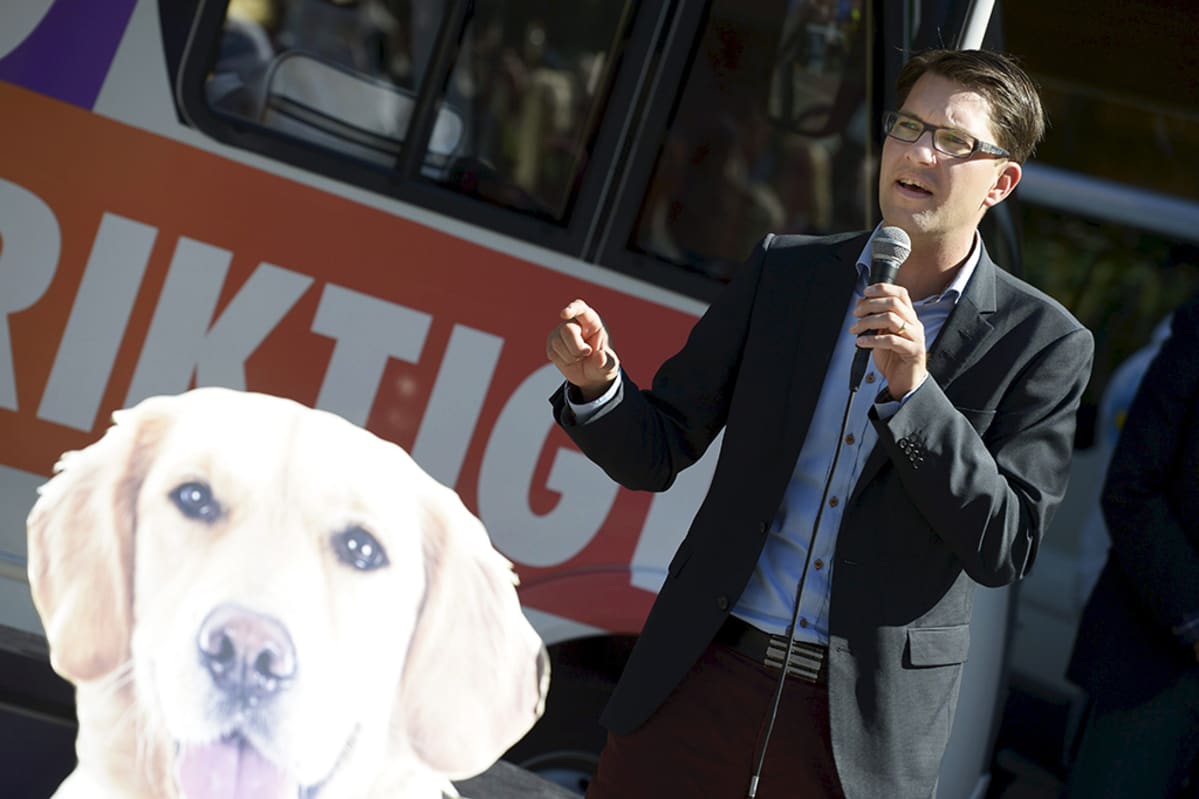 Ruotsidemokraattien puheenjohtaja Jimmie Åkesson puhui vaalitilaisuudessa Södertäljessä 4. syyskuuta.