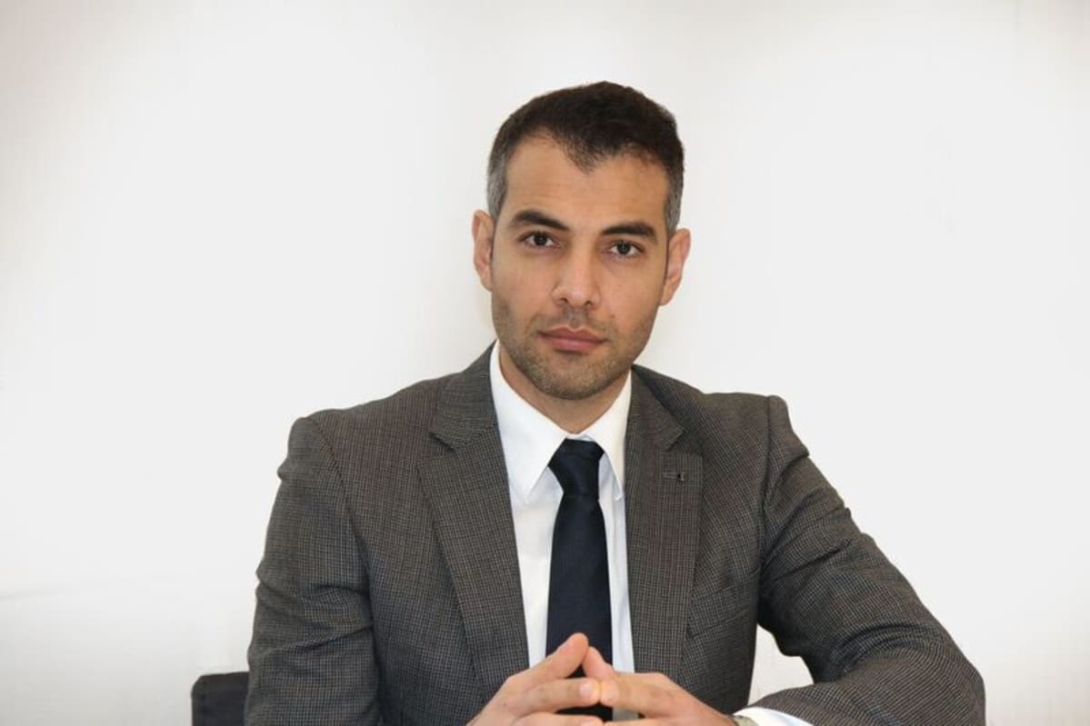 Hussein al-Taee, konfliktinratkaisujärjestö CMI:n Irak-asiantuntija.