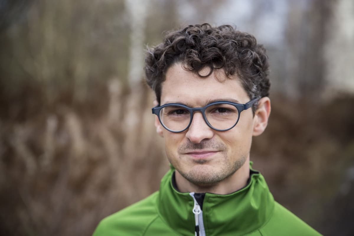 Akatemiatutkija Lasse Ruokolainen