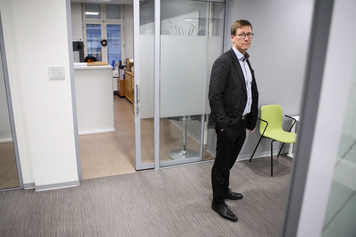 Varsinais-Suomen sairaanhoitopiirin johtajaylilääkäri Mikko Pietilä