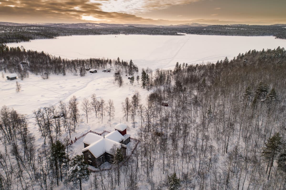 Pielpajärven erämaakirkko helmikuussa 2020.