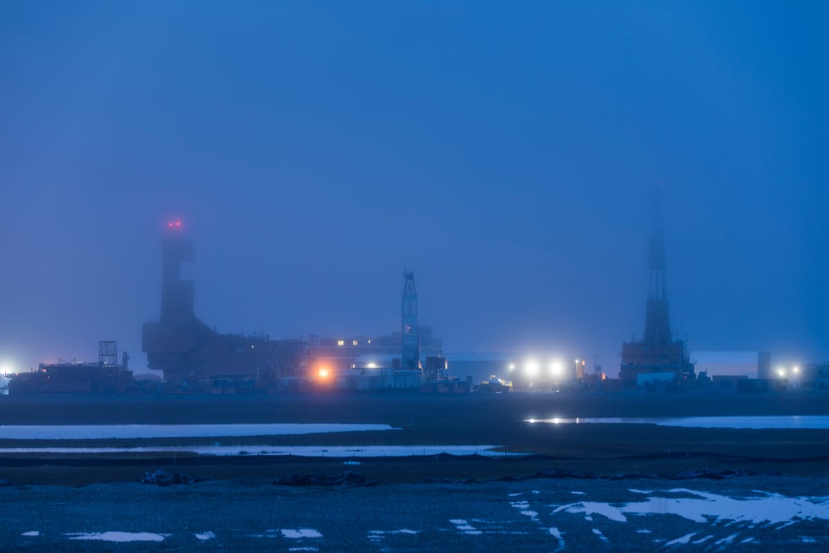 Öljynporausta Prudhoe Bayssä, Pohjois-Alaskassa