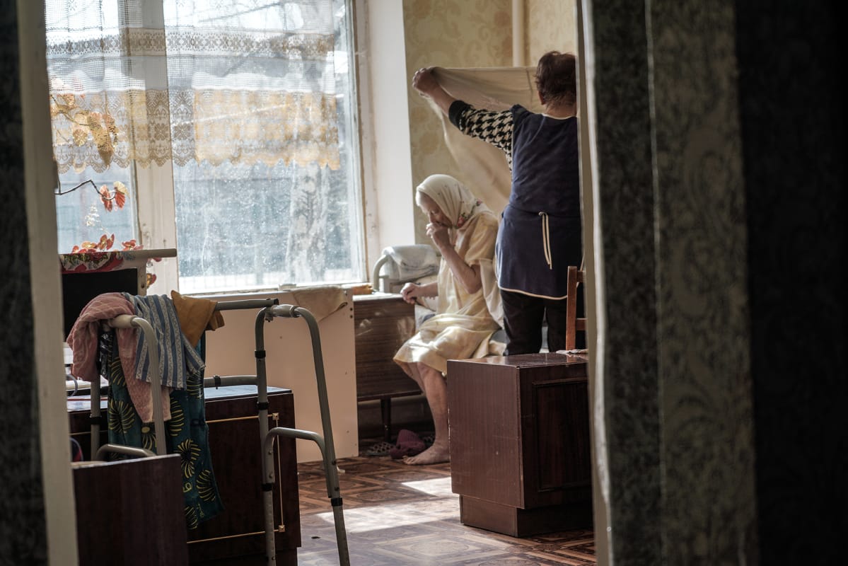 Vanhainkodissa on huutava pula lakanoista, patjoista ja hygieniatarvikkeistaä.