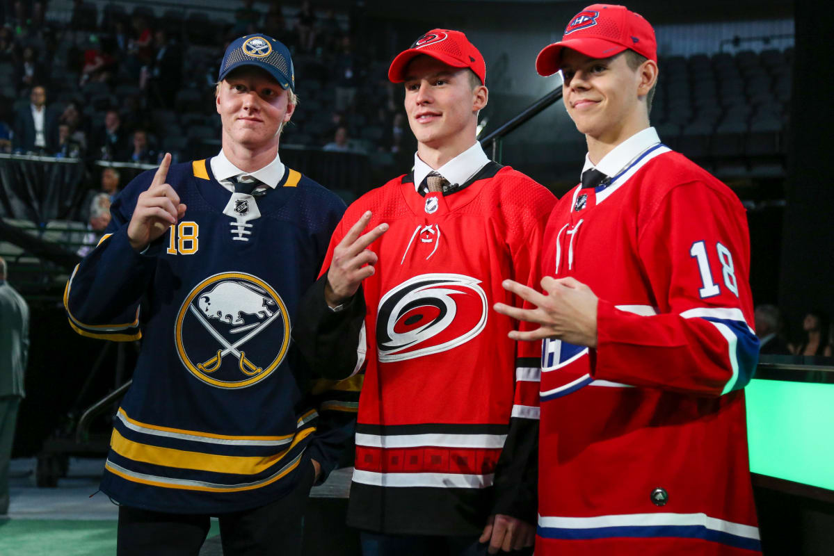 Rasmus Dahlin (Buffalo Sabres), Andrei Svetshnikov (Carolina Hurricanes), Jesperi Kotkaniemi (Montreal Canadiens)