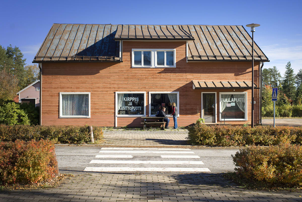 Rakennus Lestijärvellä.