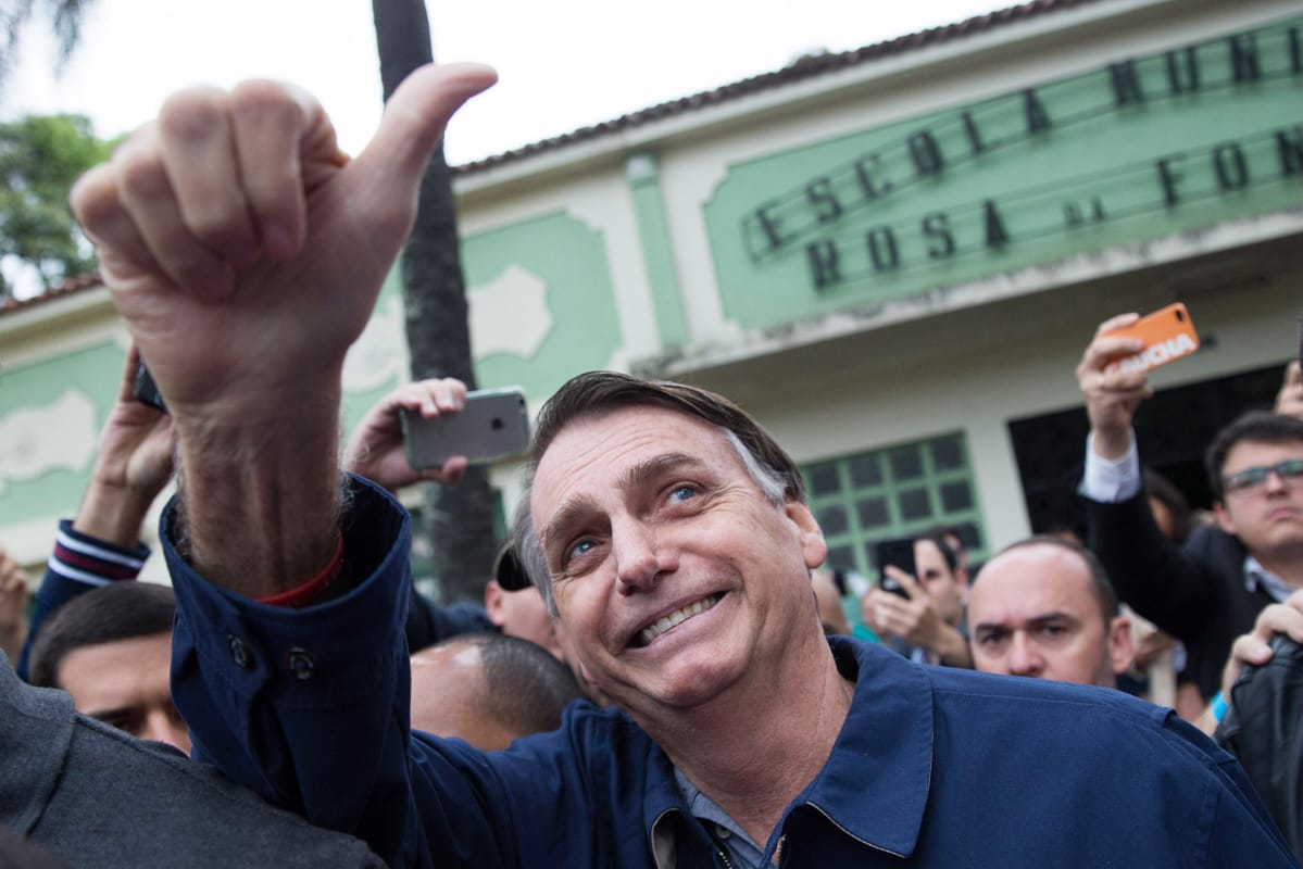 Jair Bolsonaro äänestämässä Rio de Janeirossa 7. lokakuuta.