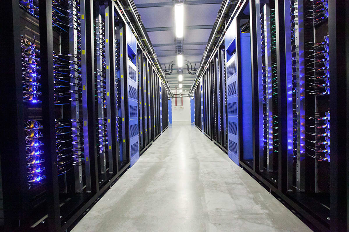 Facebookin tietokonepalvelinkeskus Luulajassa, Ruotsissa.