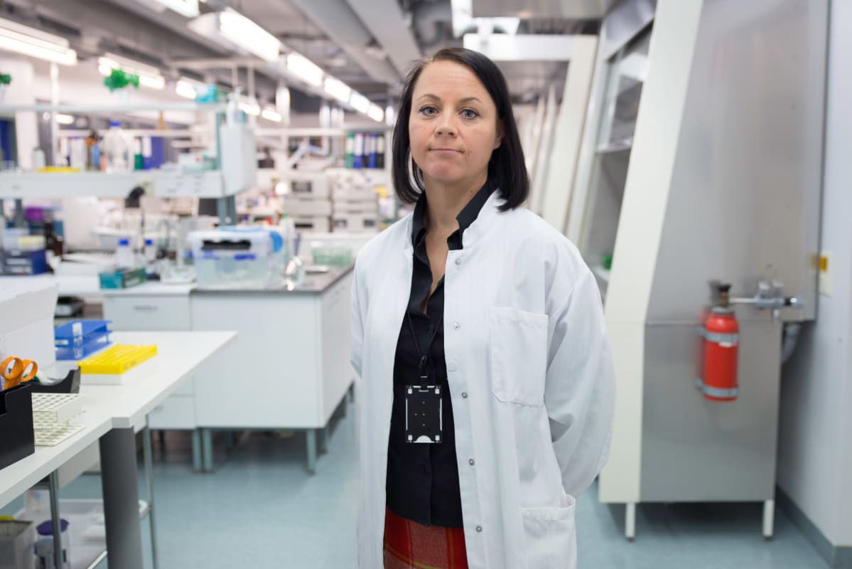 Rikoskemisti Tiina Kauppila KRP Rikostekninen laboratorio