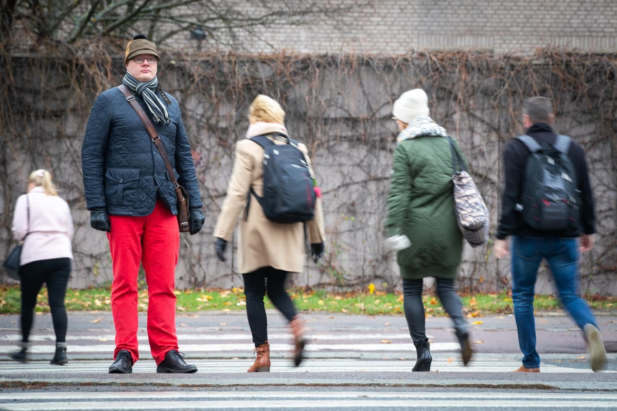 Panu työpaikkansa lähellä Helsingissä