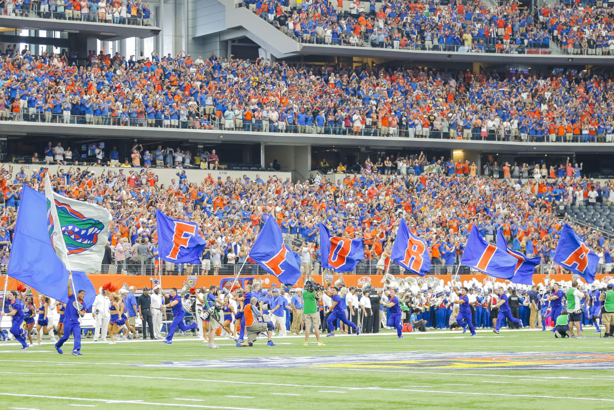 Florida Gatorsin kotiottelu Michican Wolverinesia vastaan