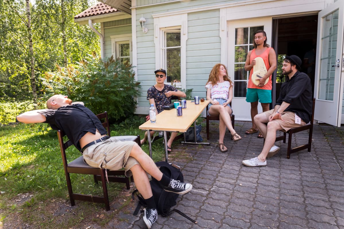 Meidän Festivaali, Elifantree, Tölöläb