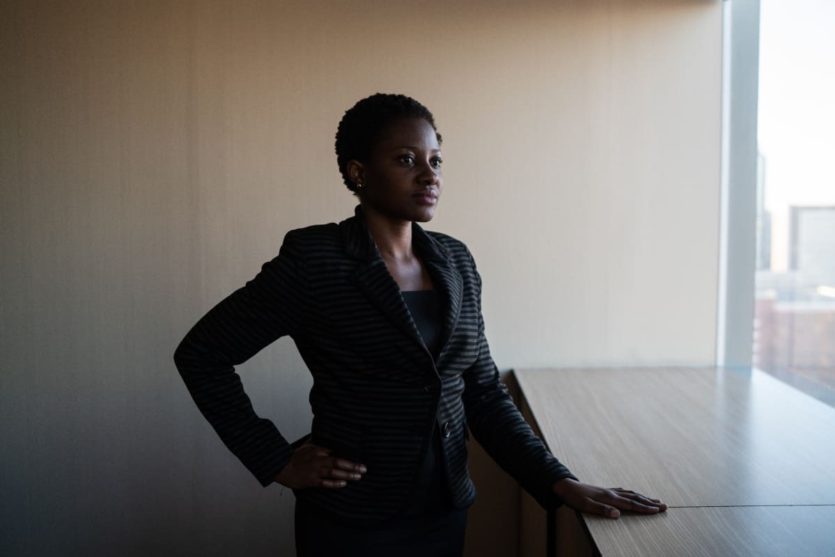 Ruvimbo Zhewe aikoo äänestää jotakuta muuta kuin hallituspuolueen ja suurimman oppositiopuolueen ehdokkaita. Zimbabwen vaaleissa ehdokkaita on yli 20, mutta suurin osa äänistä tulee menemään kahdelle suosikille.