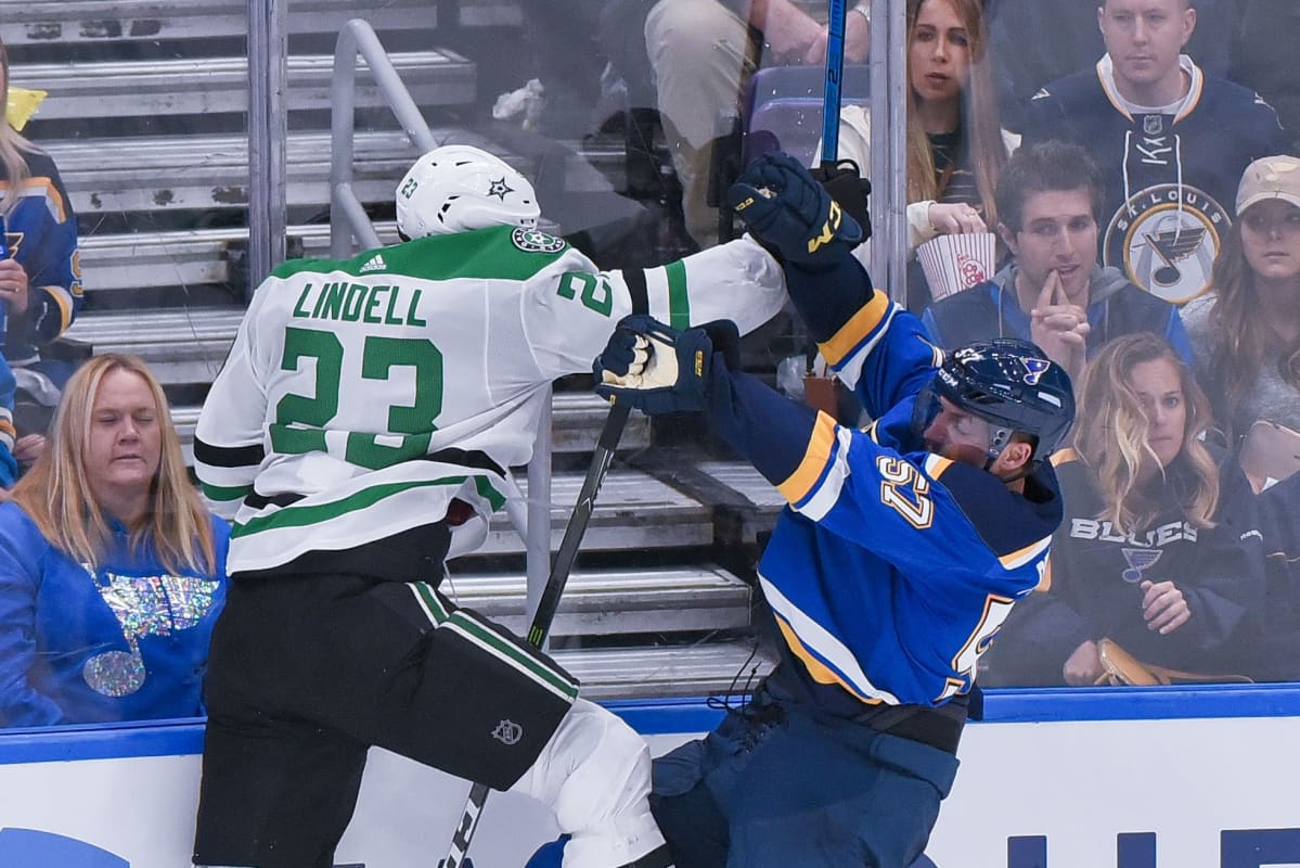 Esa Lindell