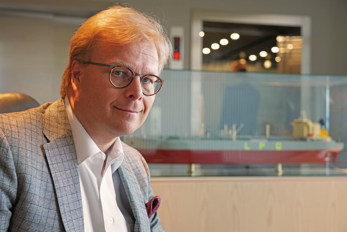 Jäitä hattuun, toivoo Wärtsilän viestintäjohtaja Atte Palomäki Yhdysvaltain kauppapolitiikan päättäjille.