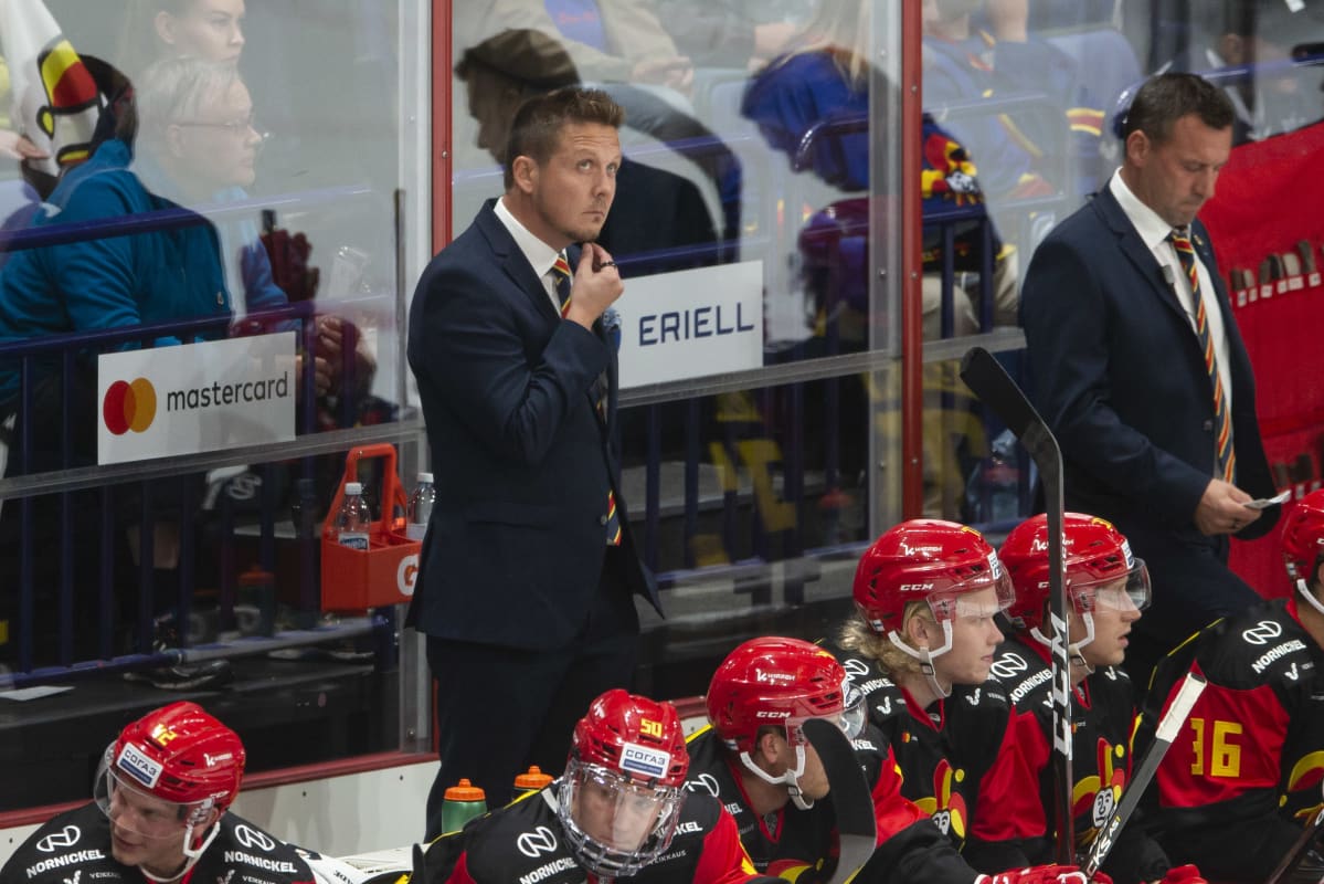 Lauri Marjamäen luotsaama Jokerit lähtee kauteen haastavista olosuhteista.