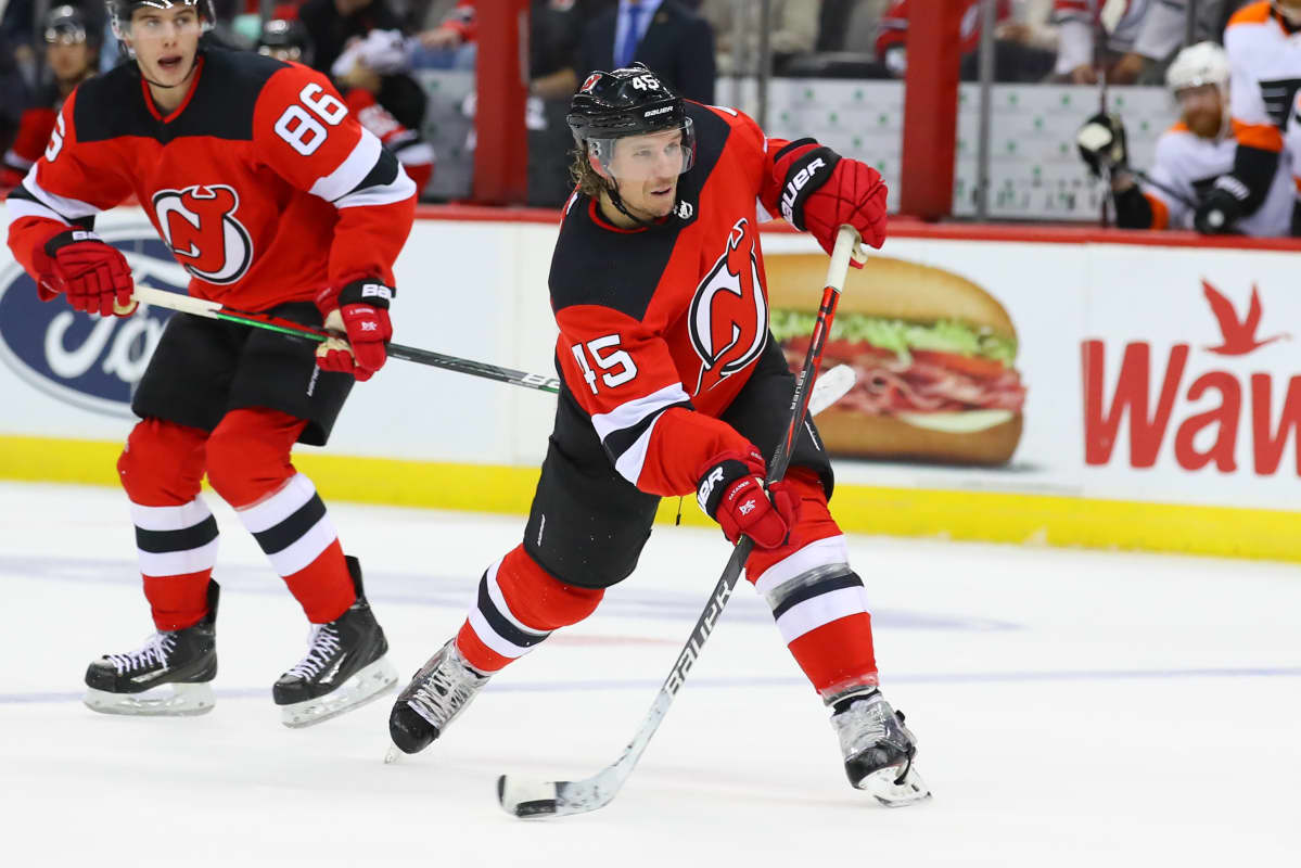 Sami Vatanen laukoo