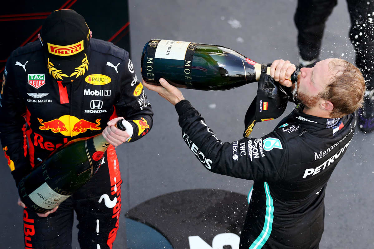 Kuvassa on Valtteri Bottas.