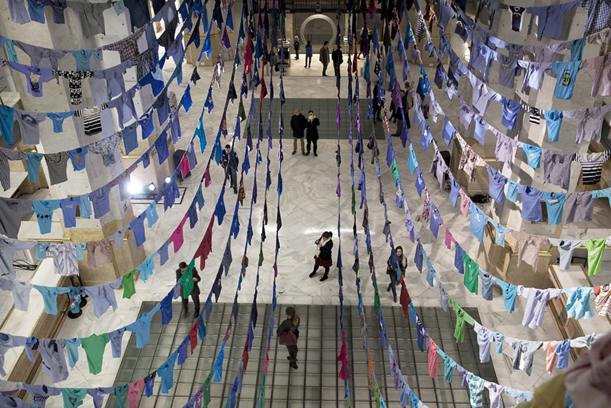 Kaikkosen installaatioteos Arco Madridissa helmikuussa 2014.