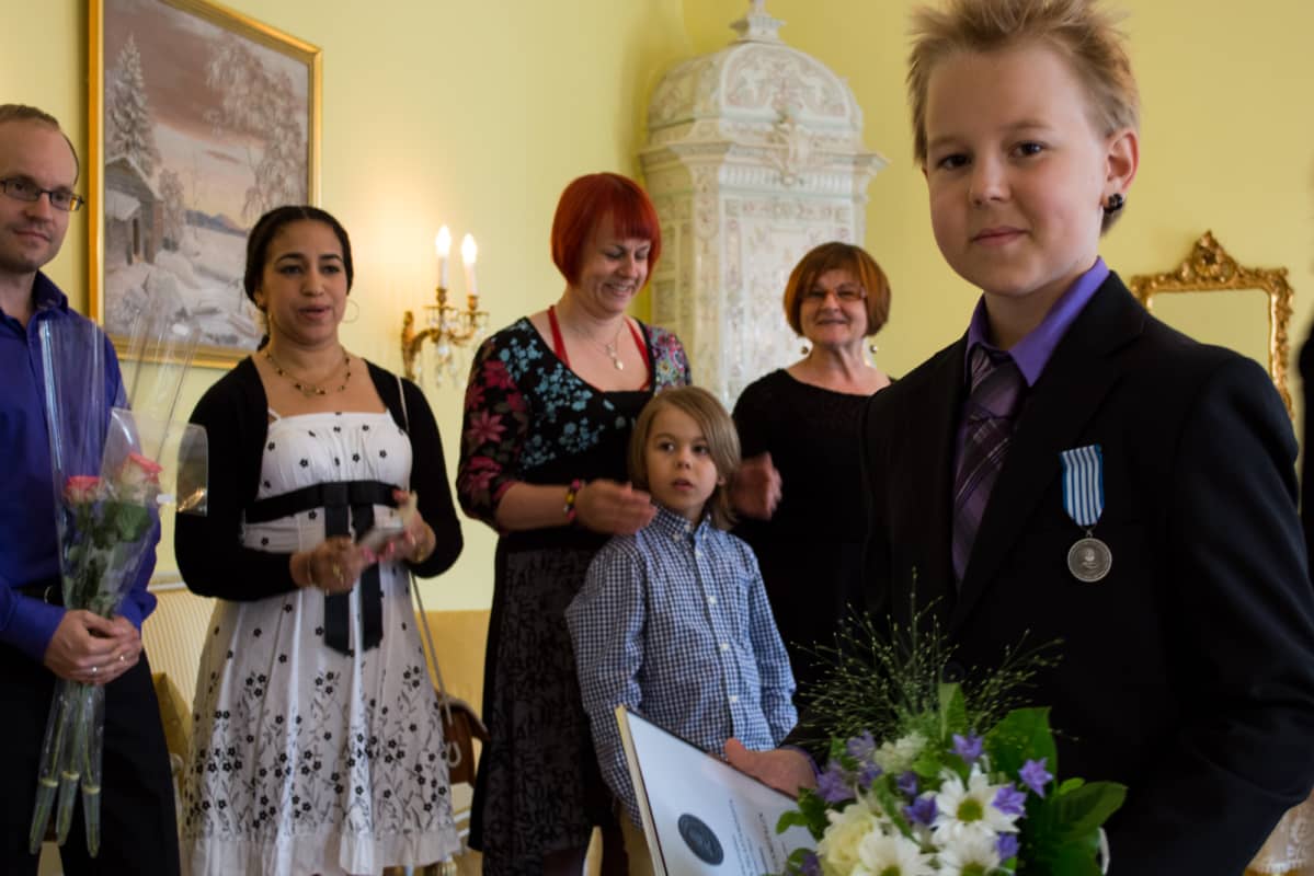 Hiski Hämäläisen perhe oli mukana seuraamassa juhlallisuuksia.