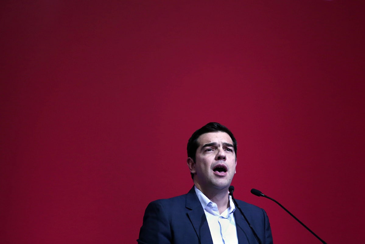 Syriza-puolueen puheenjohtaja Alexis Tsipras puoluekokouksessa Ateenassa 3. tammikuussa 2015.