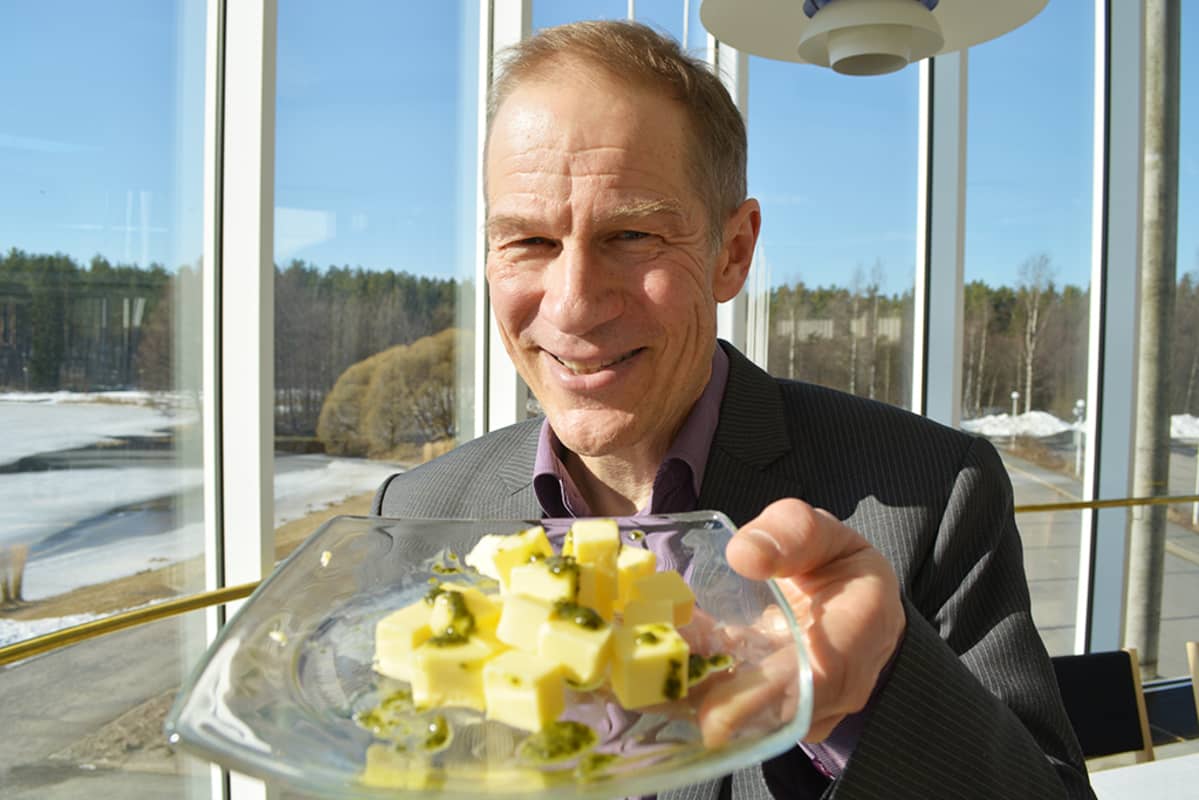 Mikael Fogelholm