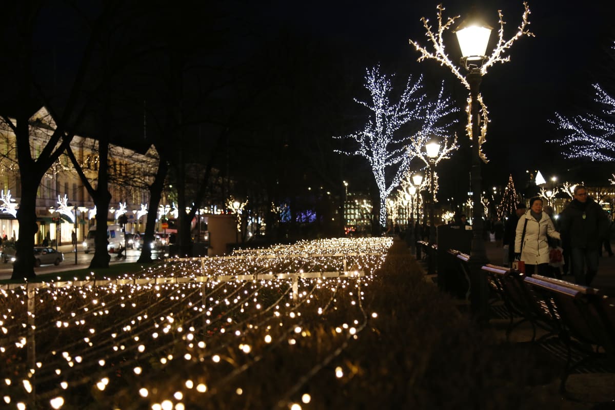 Jouluvaloja Helsingissä.