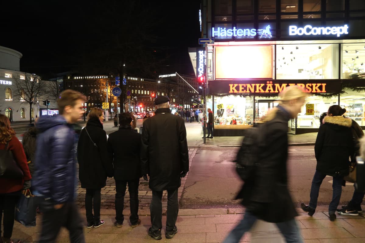 LED-valoja Helsinigssä.