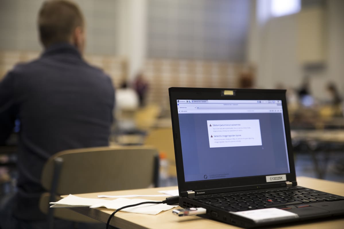 Sähköiset ylioppilaskirjoitukset