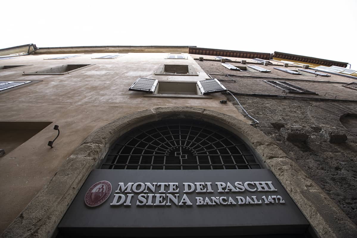 Monte dei Paschi di Siena -pankin julkisivu.