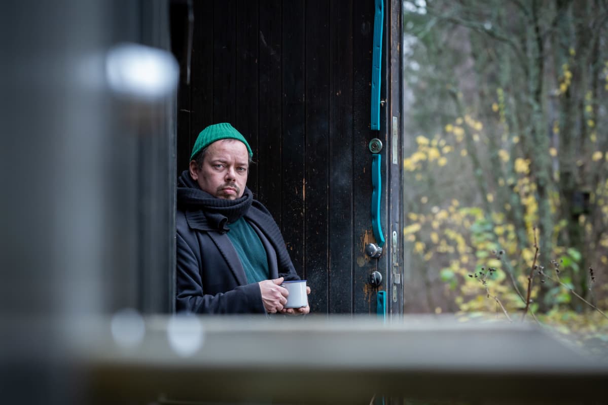 Suomalainen valokuvaaja ja kuvataiteilija Perttu Saksa, Helsinki, 15.11.2018.