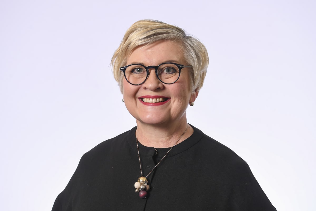 Kansanedustaja Anu Vehviläinen, Suomen Keskusta.