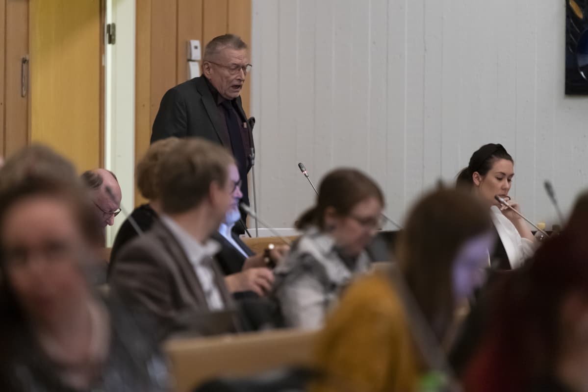 Tampereen budjettivaltuuston kokous.