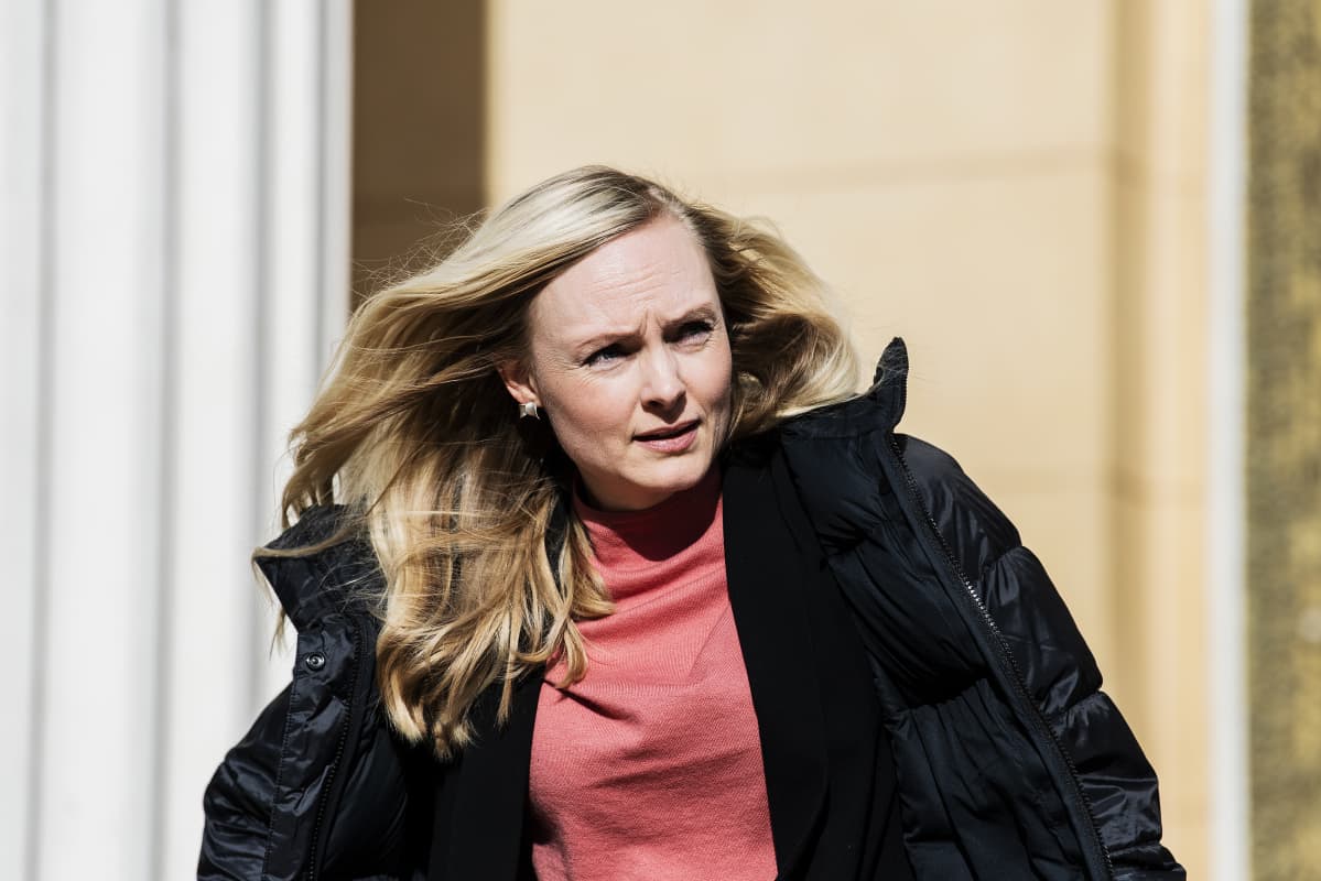 Kuvassa on Maria Ohisalo.