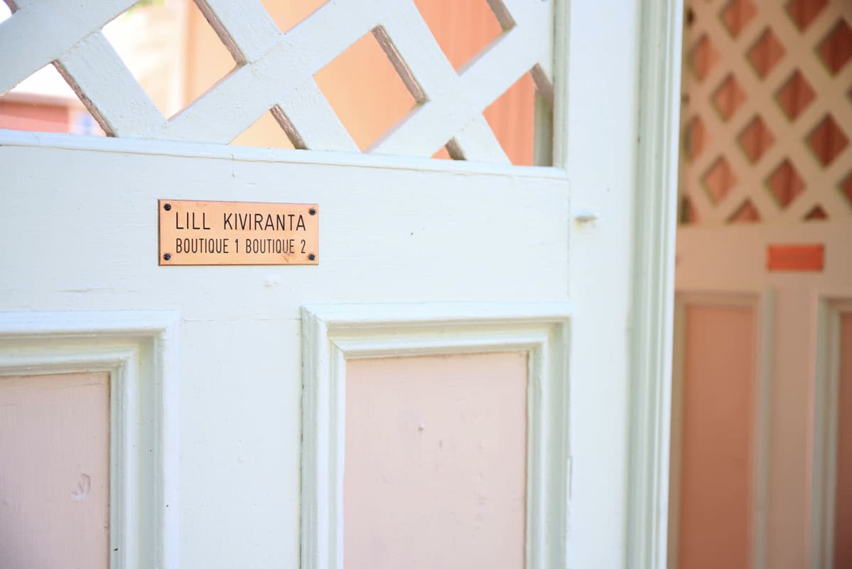 Naantalin Lill Kivirannan portit.