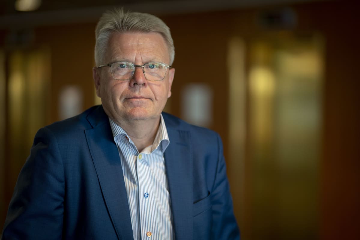 Jyri Häkämies EK:n aulassa