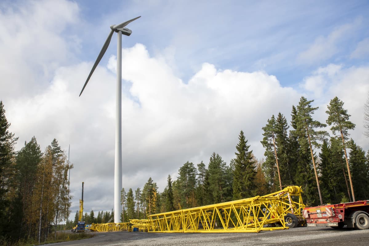 Metsälän tuulivoimapuiston vaurioitunut voimala