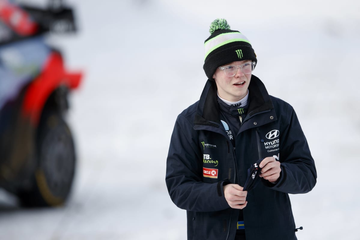 Hyundain Oliver Solberg Rovaniemen MM-rallin jälkeen 28.2.2021.