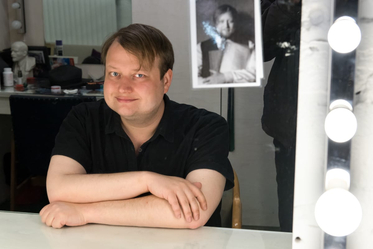 Teatteriohjaaja Lauri Maijala.