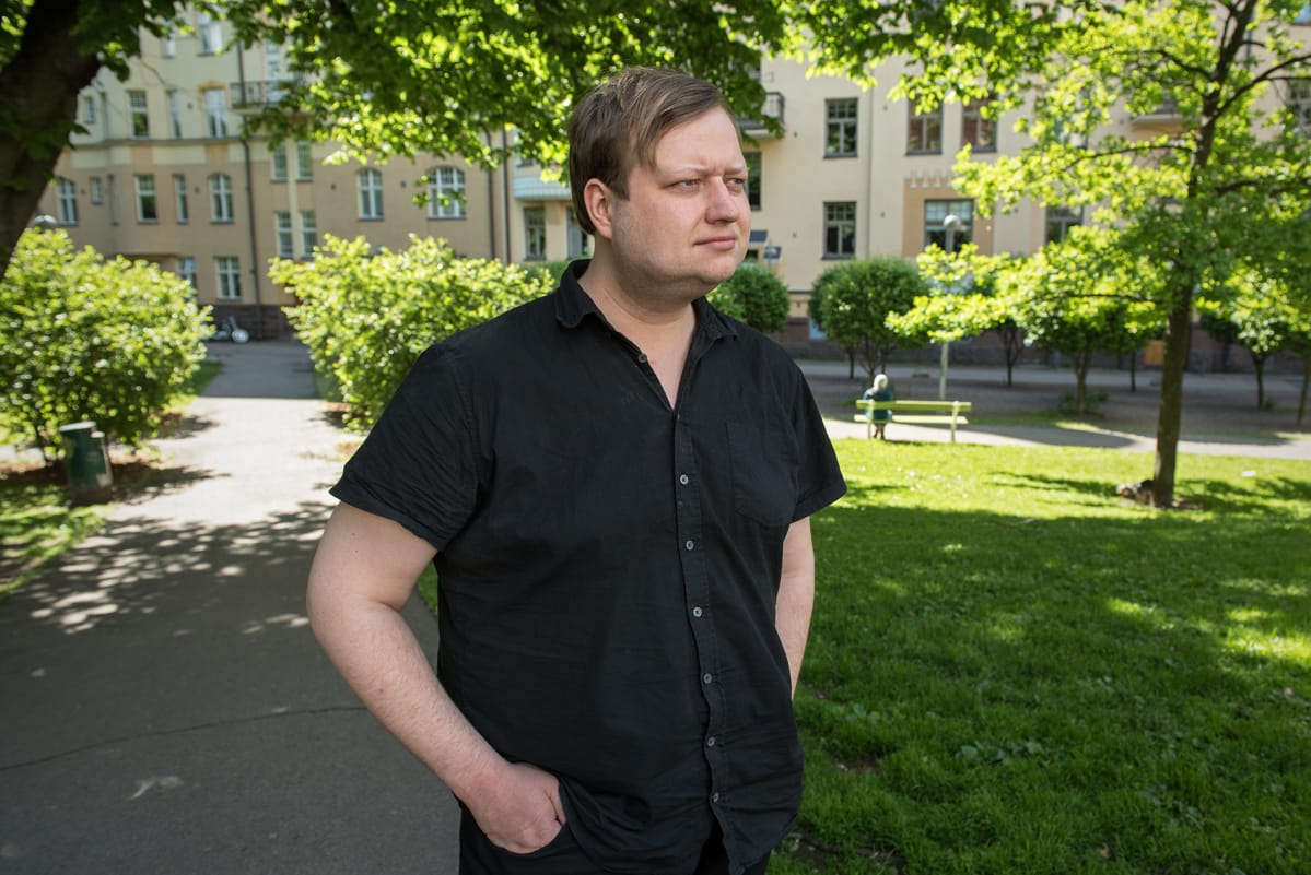 Teatteriohjaaja Lauri Maijala.