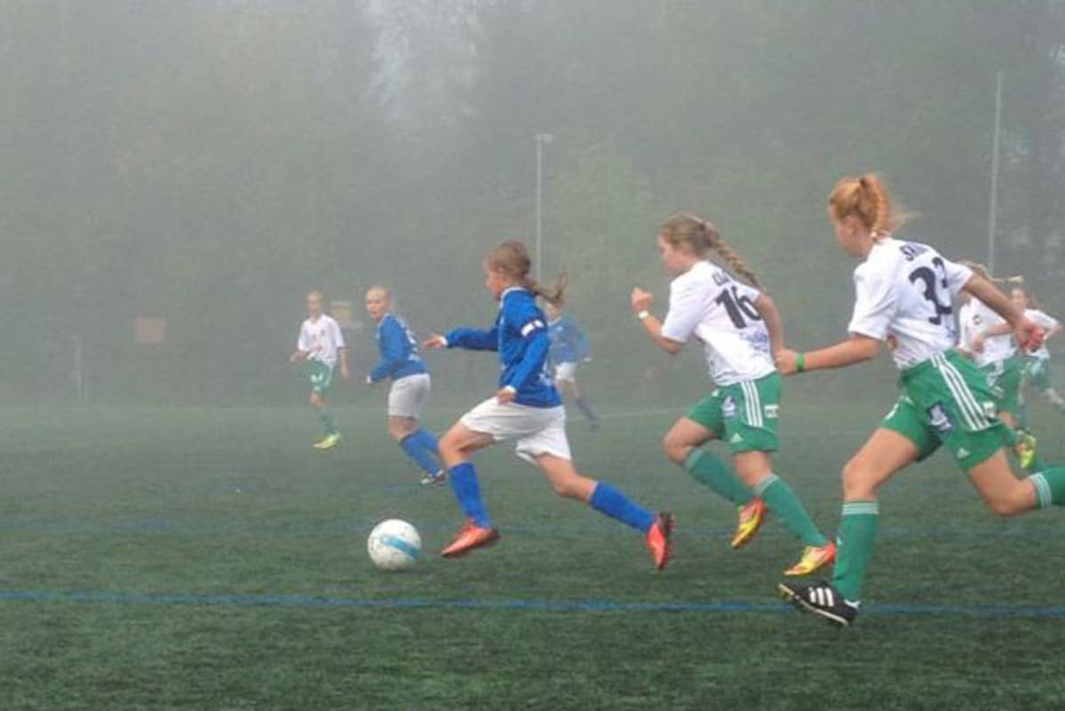 Vilma Koivisto junioriturnauksessa.
