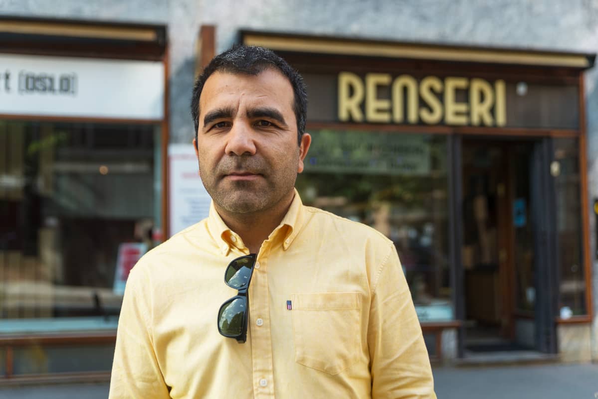 Azim Entezary