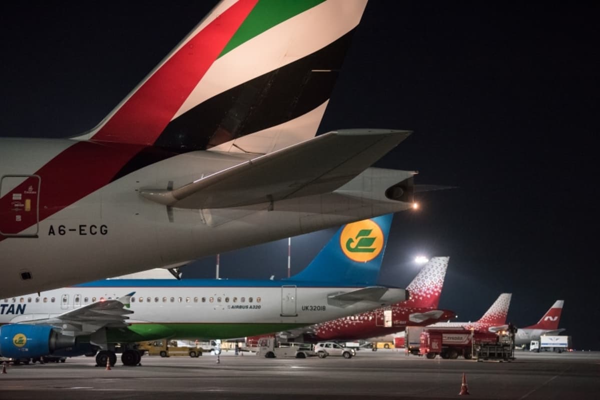 pietari pulkovo lentoasema matkustajakoneita