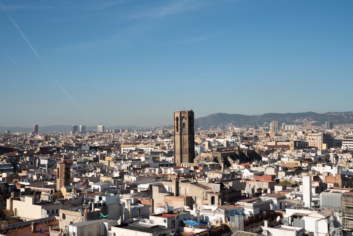 Barcelona on Espanjan toiseksi suurin kaupunki. Päästöt ovat ylittäneet jo 2000-luvun alusta EU:n asettaman päästörajan.