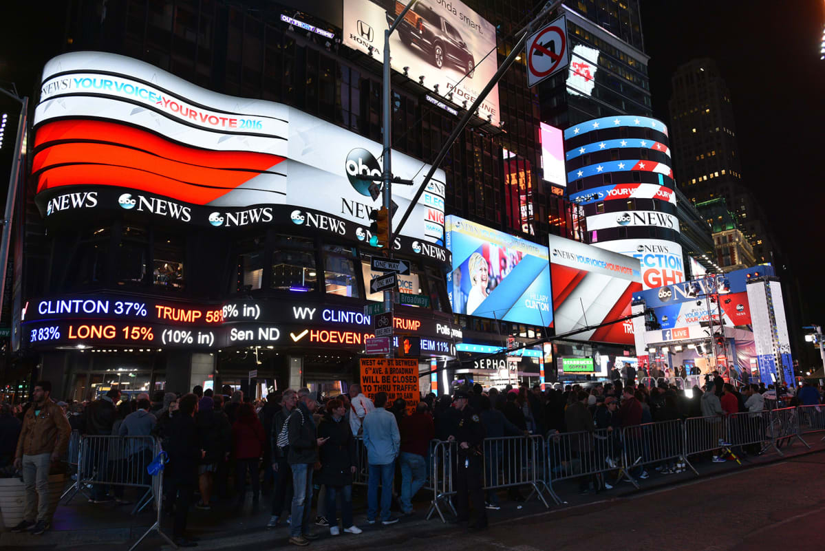 Times Squarella seurattiin ääntenlaskua.